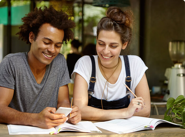 £1,000 Tech Bundle Prize Draw