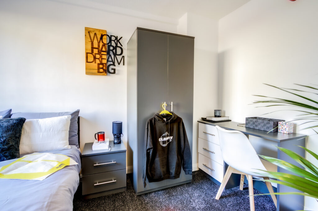 Ensuite