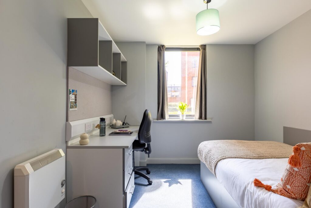 Silver Ensuite