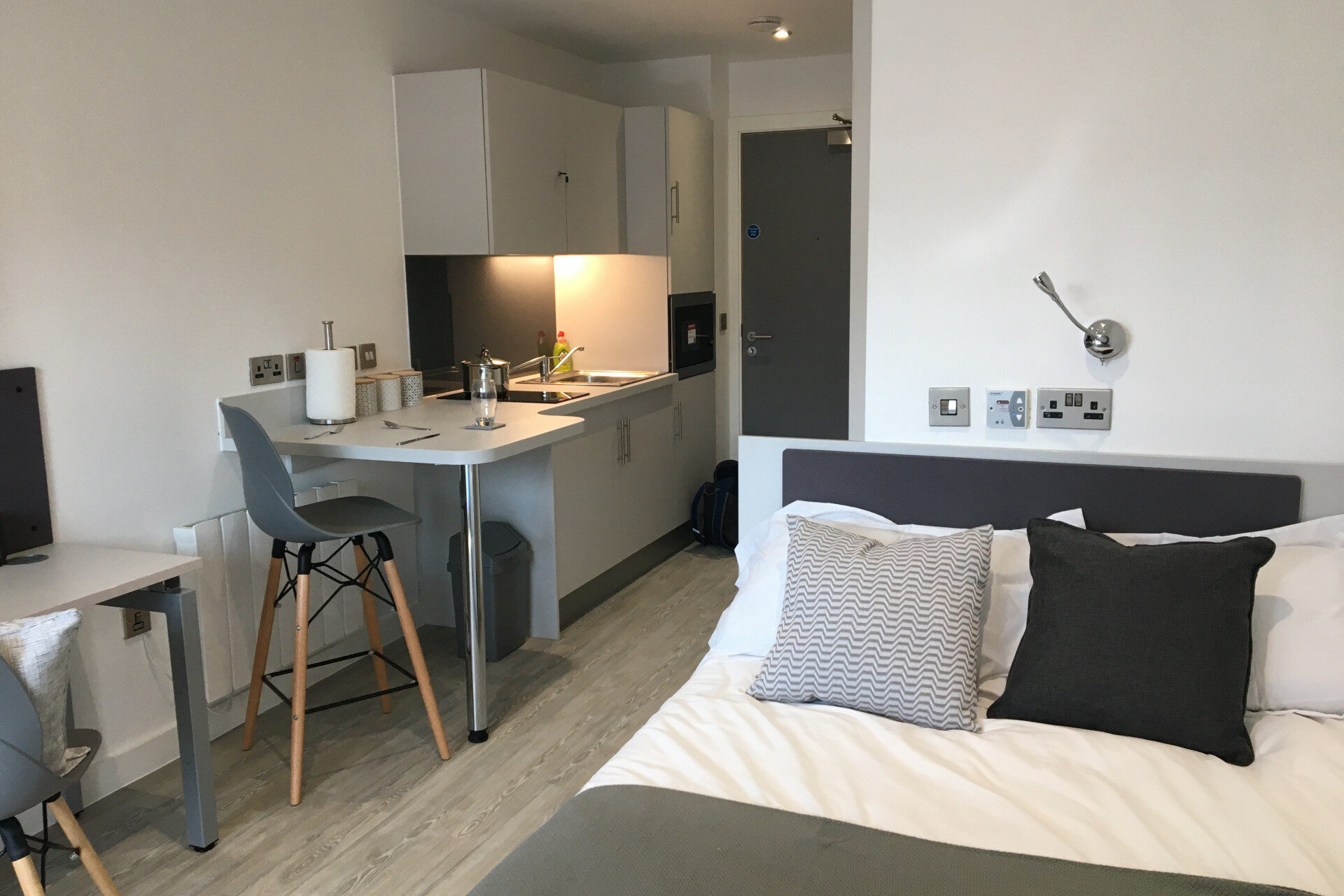 Classic Studio - Deposit Free - £200 Cashback